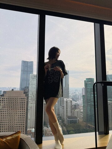 Lin Min Chen nude photo 8