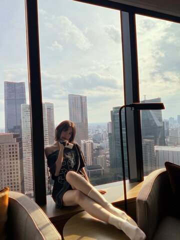 Lin Min Chen nude photo 7