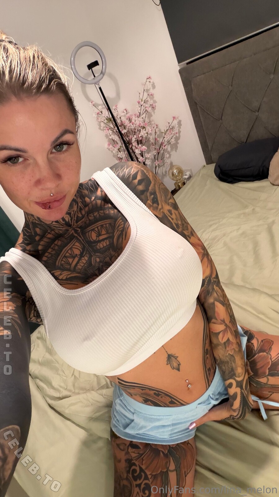 Lina Melon nude photo 1