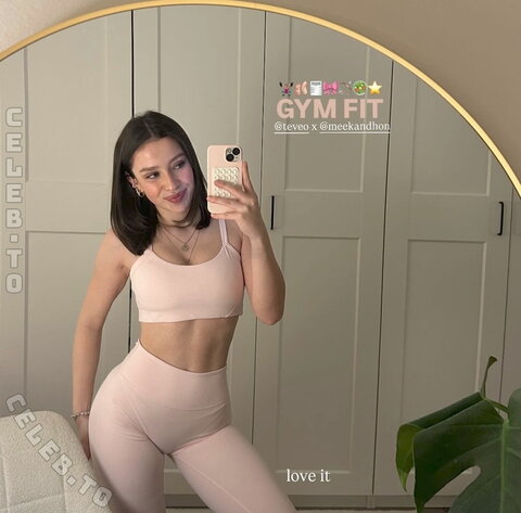 Lina Valeska nude photo 37