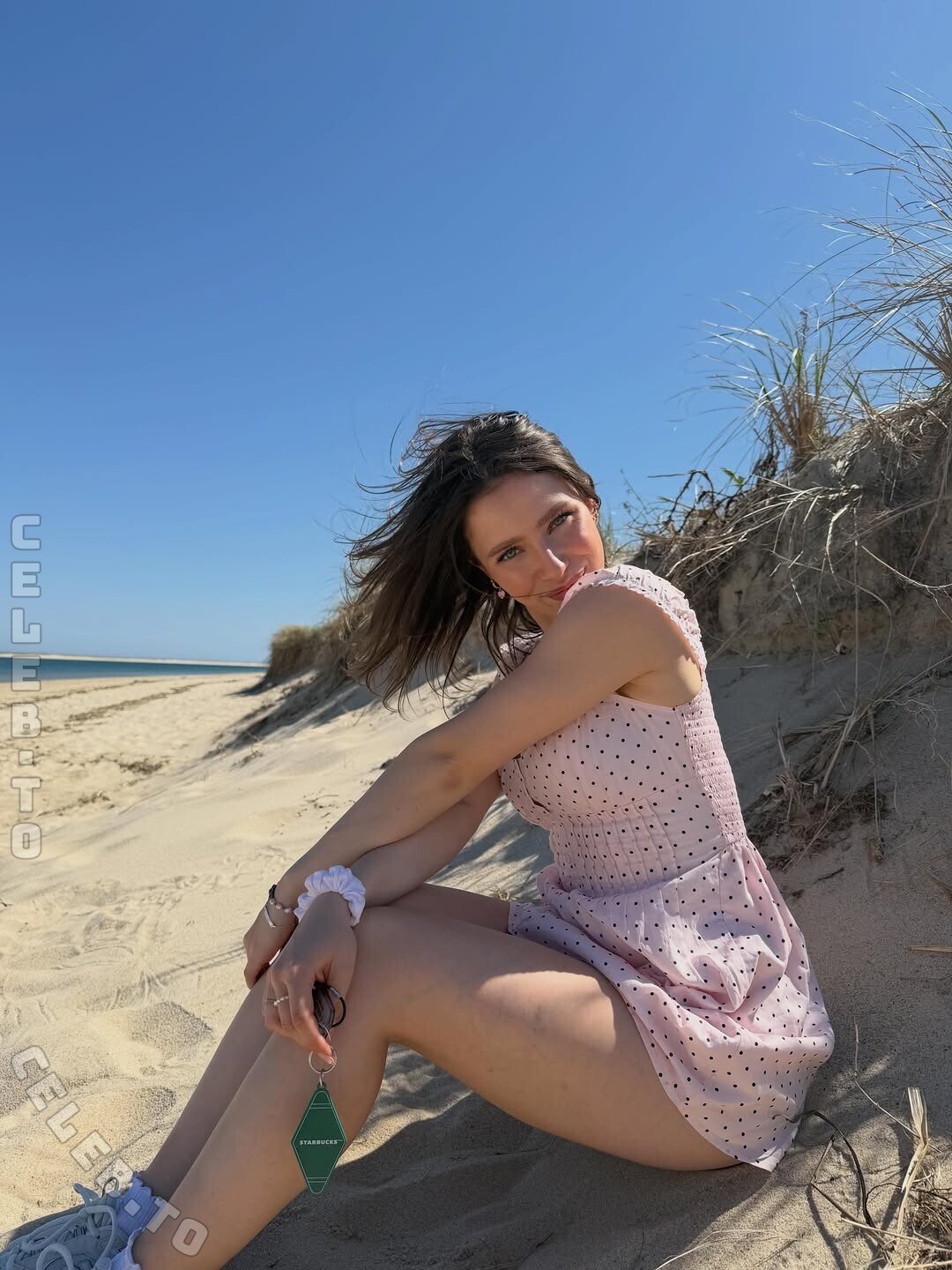 Lina Valeska nude photo 7