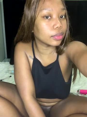 Lina nude photo 2