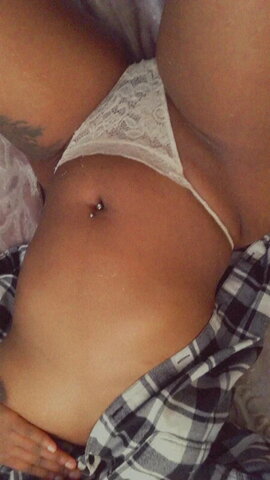 Lina nude photo 1