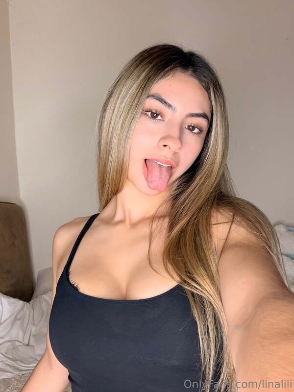 Lina nude photo 6