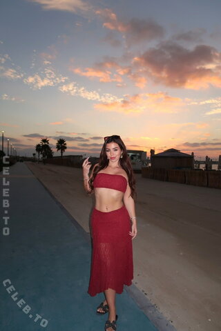 linawifey nude photo 4