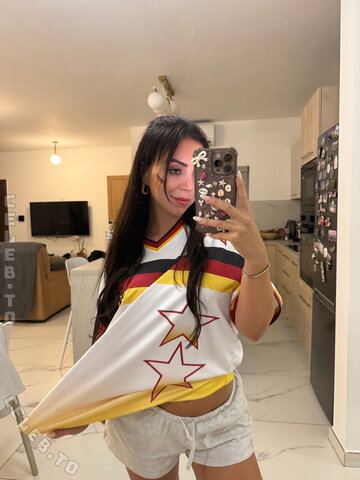 linawifey nude photo 10