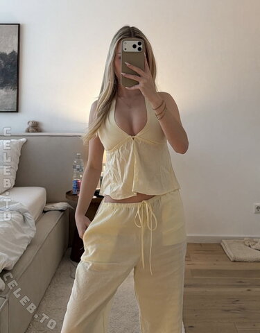 Linda Gleiber nude photo 35