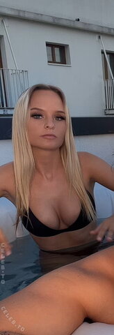 Linda Gleiber nude photo 15