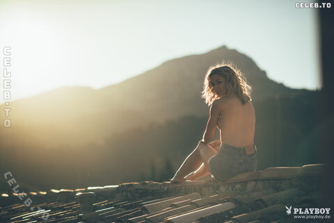 Linda Hesse nude photo 4