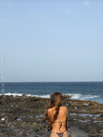 Linda Lanu nude photo 74