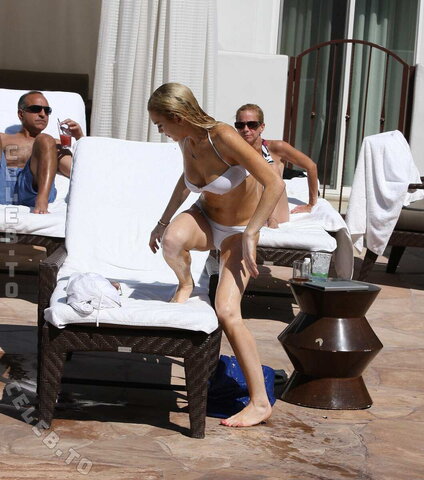 Lindsay Lohan nude photo 28