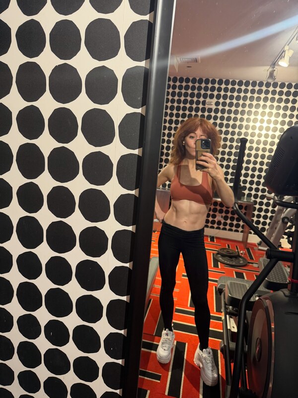 Lindsey Stirling nude photo 5