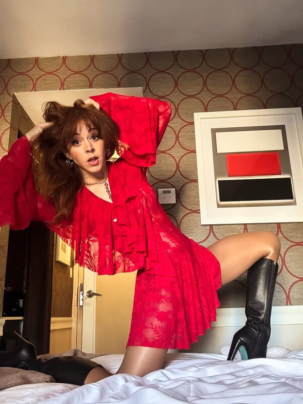 Lindsey Stirling nude photo 2