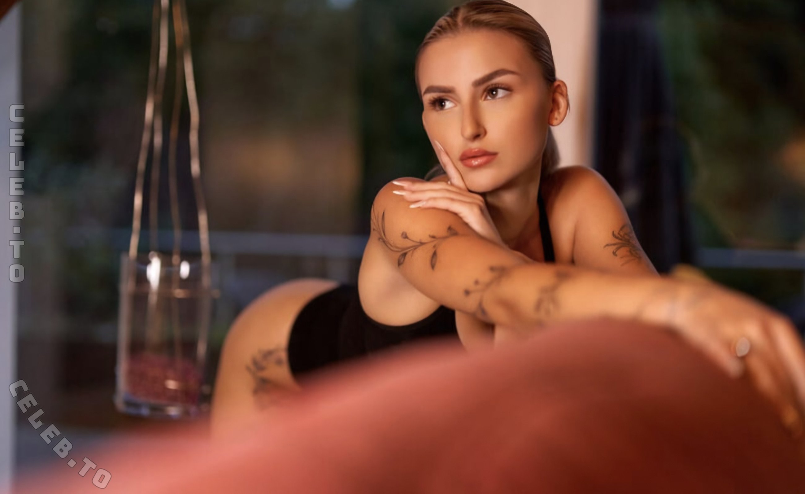 LiniDreams nude photo 1