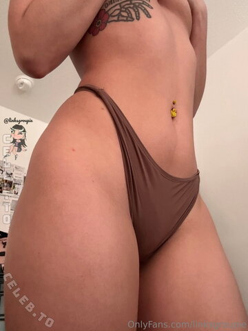 Linksgroupie nude photo 195