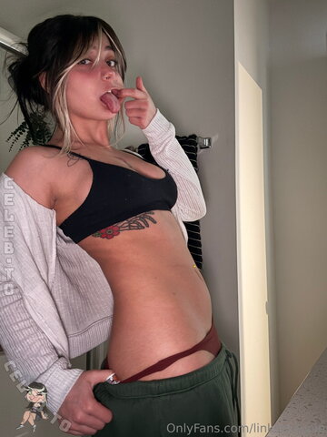 Linksgroupie nude photo 361