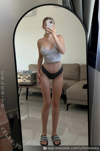Linneasky nude photo 87