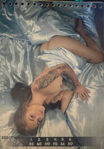 Linspics nude photo 300
