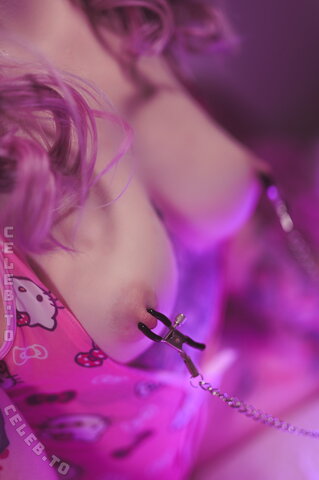 Linspics nude photo 19