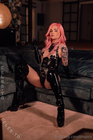 Linspics nude photo 20