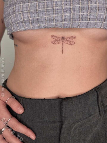 Lisa Übelsbacher – Now new with underboob tattoo