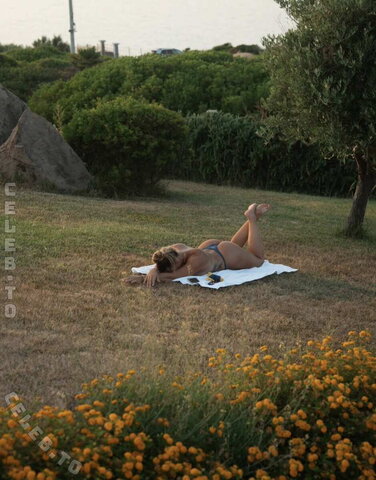 Lisa Buckwitz nude photo 4