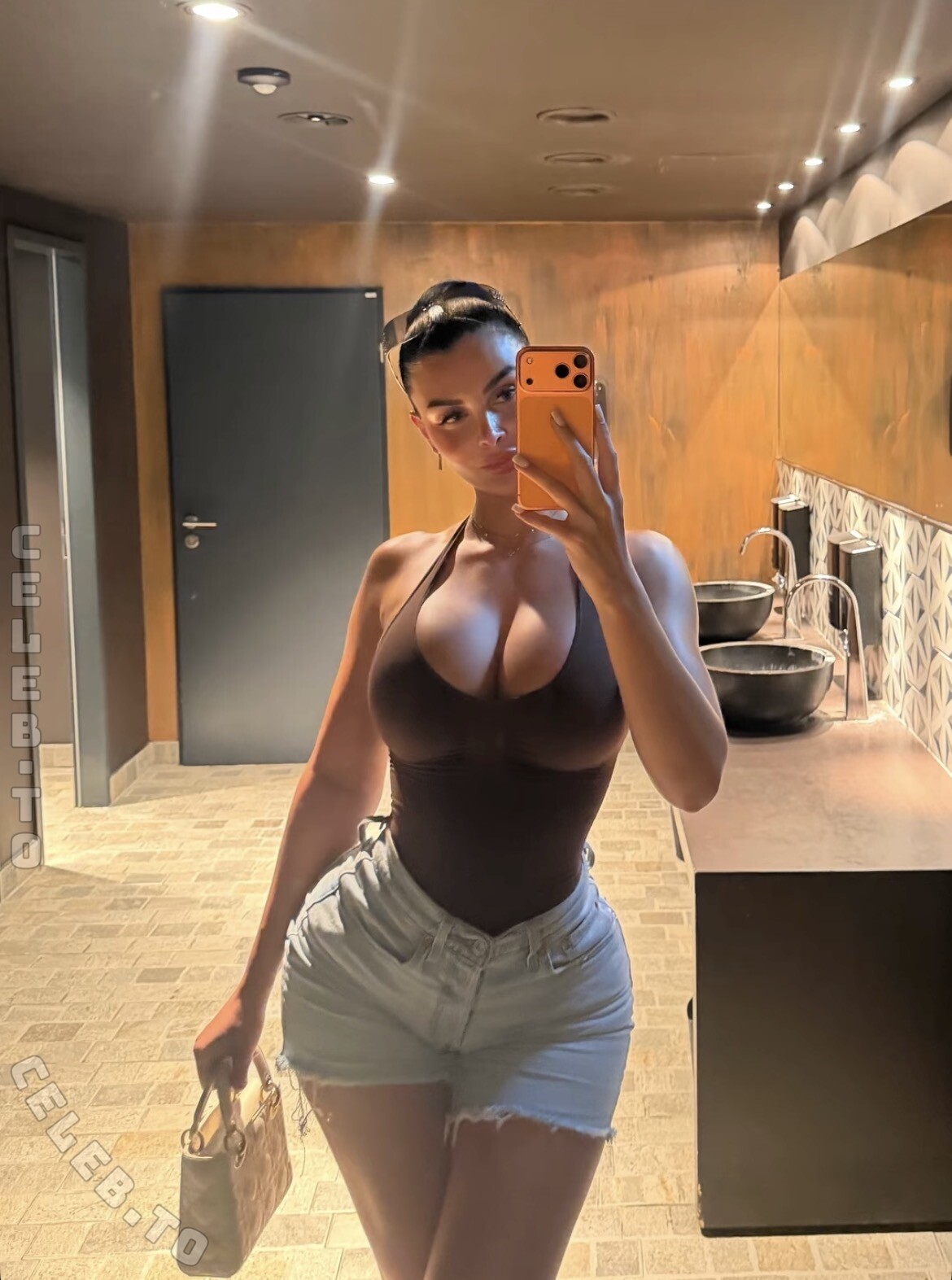 Lisa del Piero nude photo 1