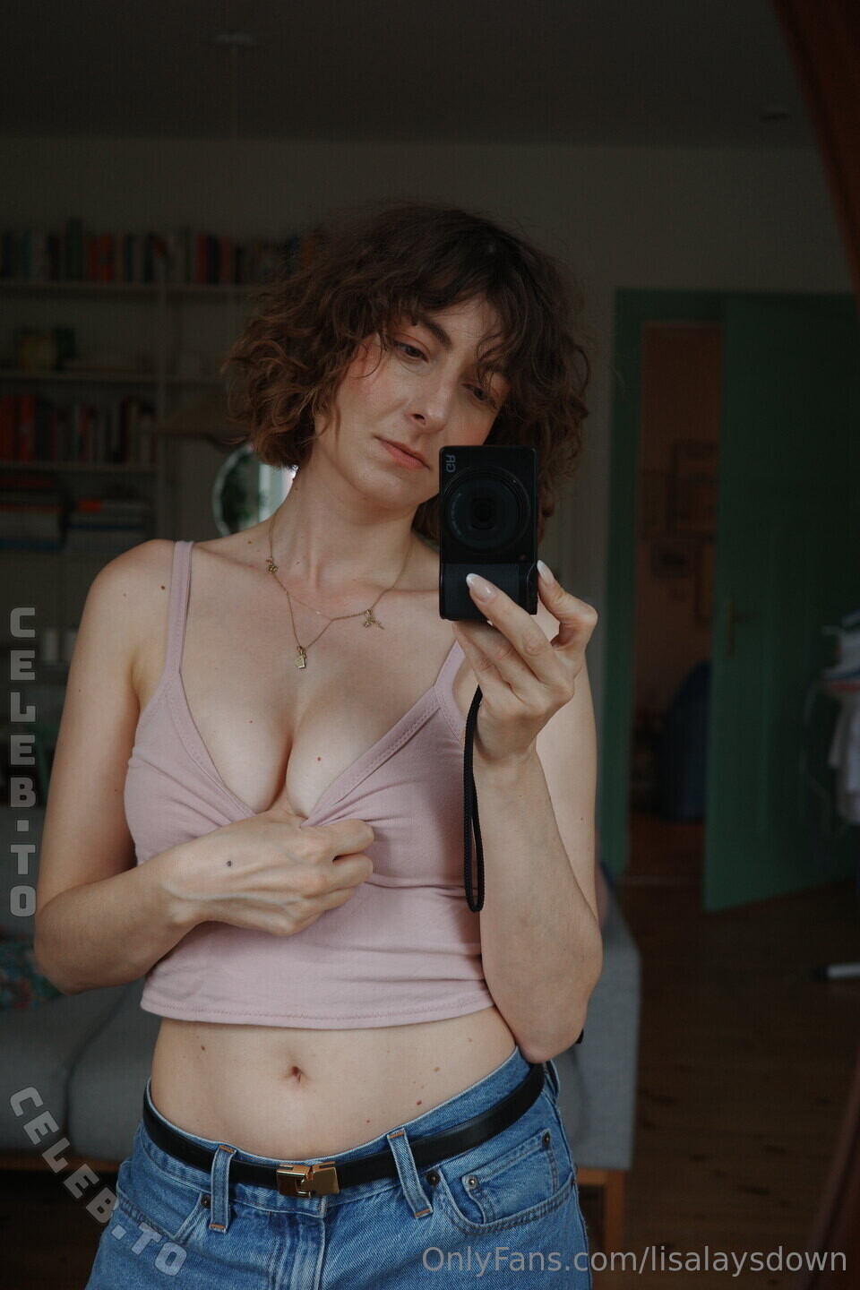 Lisa Frischemeier nude photo 3