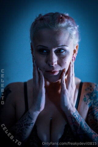Lisa Joanne nude photo 33