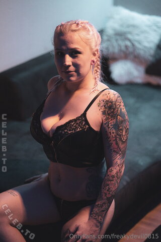 Lisa Joanne nude photo 25