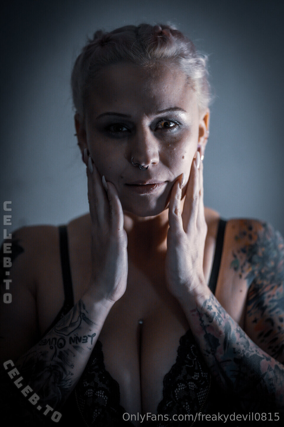 Lisa Joanne nude photo 7