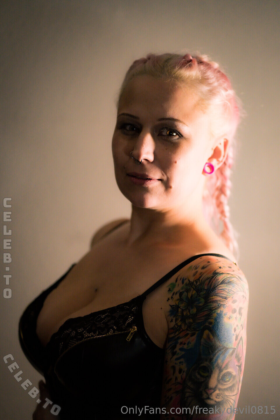 Lisa Joanne nude photo 23