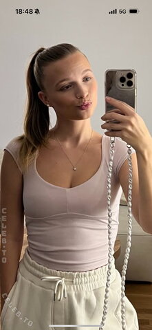 Lisa Küppers nude photo 24