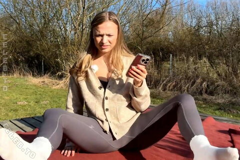 Lisa Küppers nude photo 17