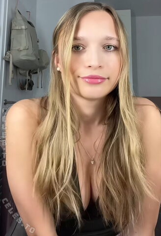 Lisa Küppers nude photo 67