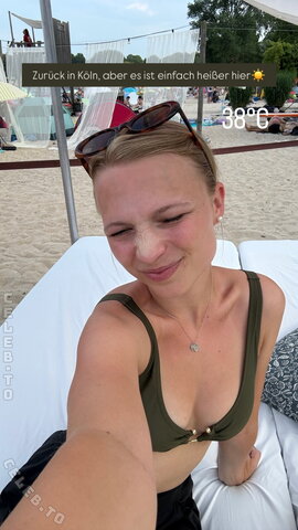 Lisa Küppers Sexy (1 photo)
