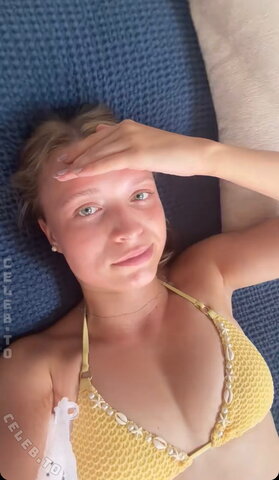 Lisa Küppers nude photo 46