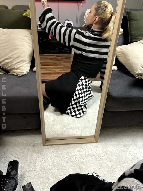 Lisa Luchs nude photo 3
