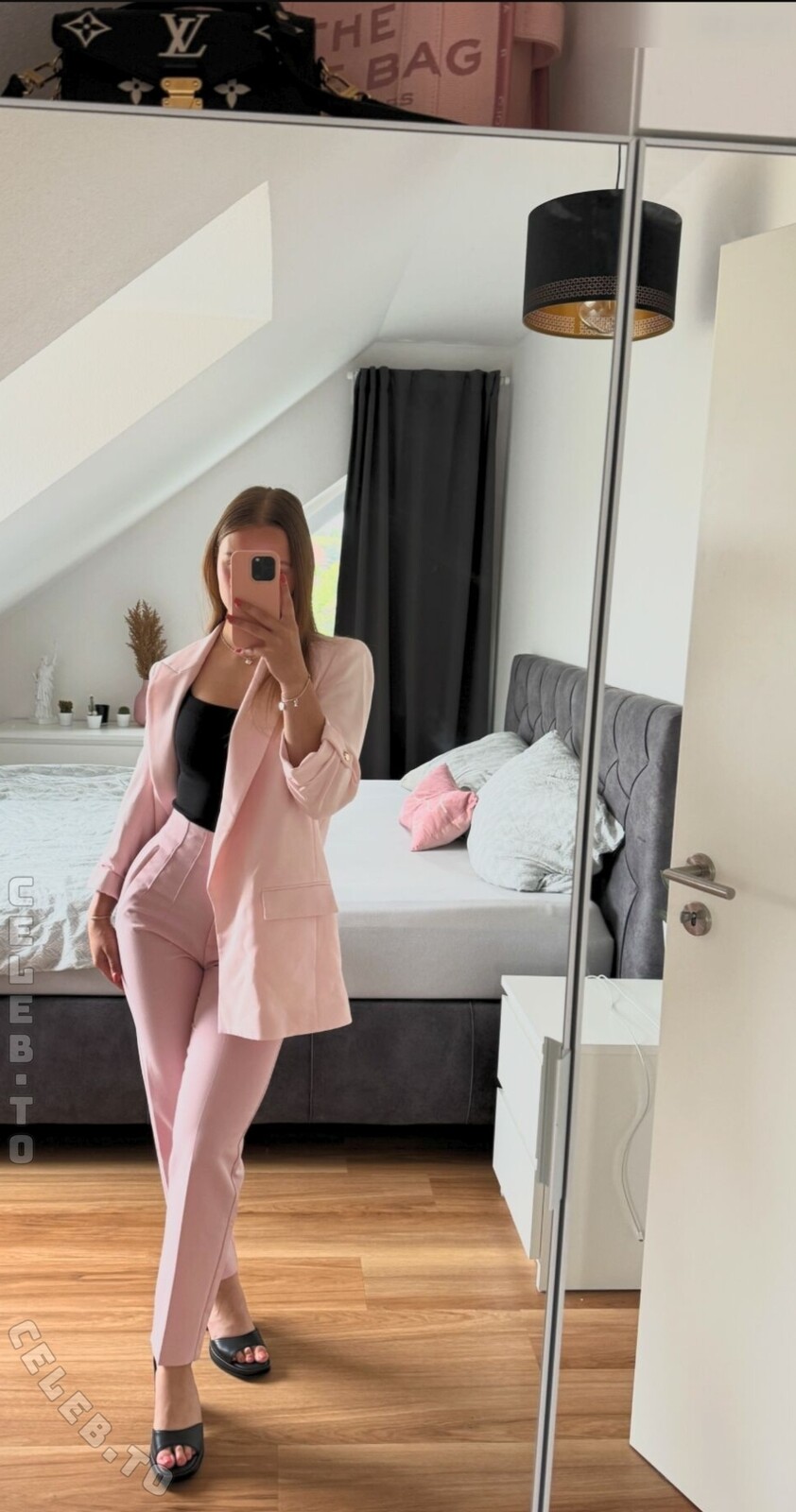 Lisa-Marie Döring nude photo 8
