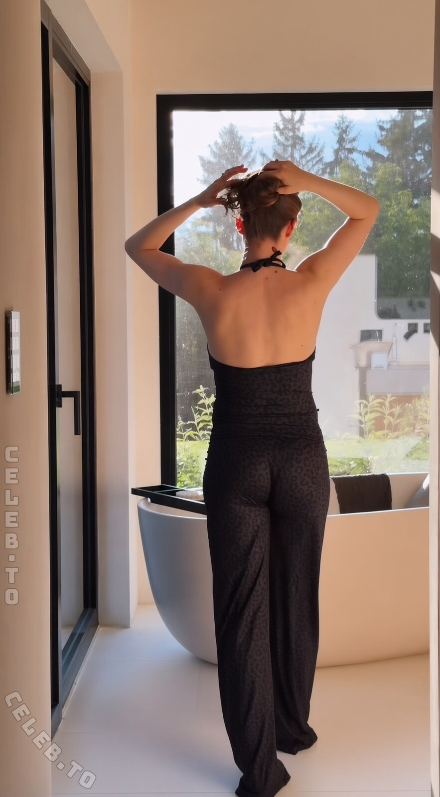 Lisa-Marie Schiffner nude photo 18