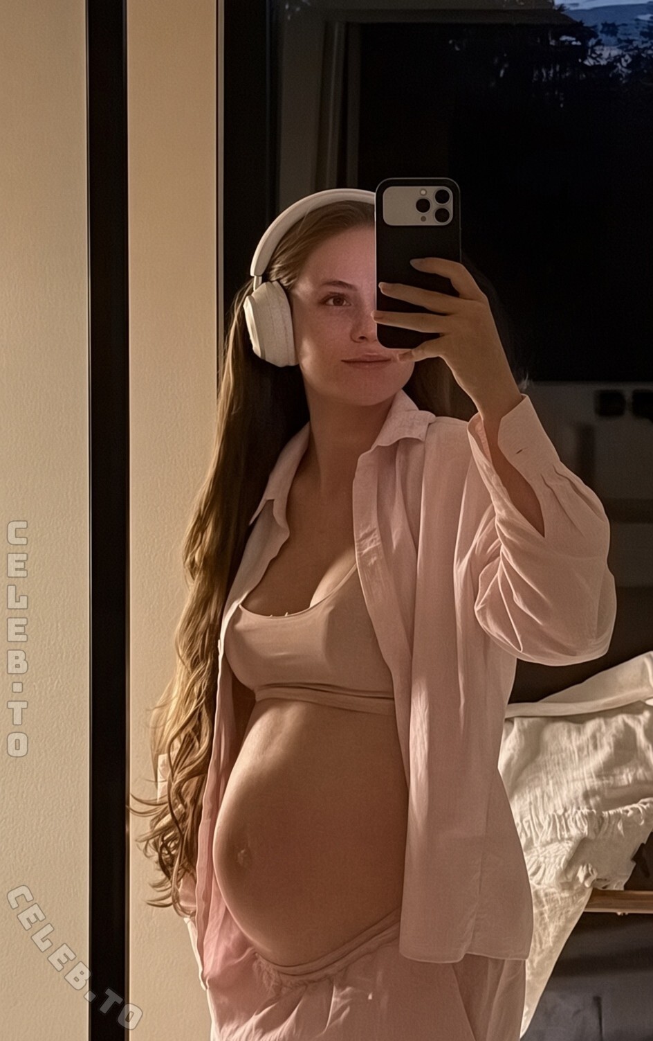 Lisa-Marie Schiffner nude photo 30