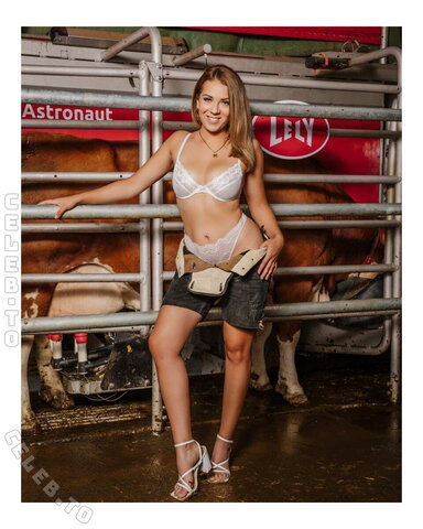 Lisa Reichardt New (9 photos)