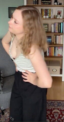 Lisa Sophie Laurent nude photo 1