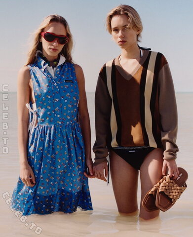 Lisa und Lena nude photo 6