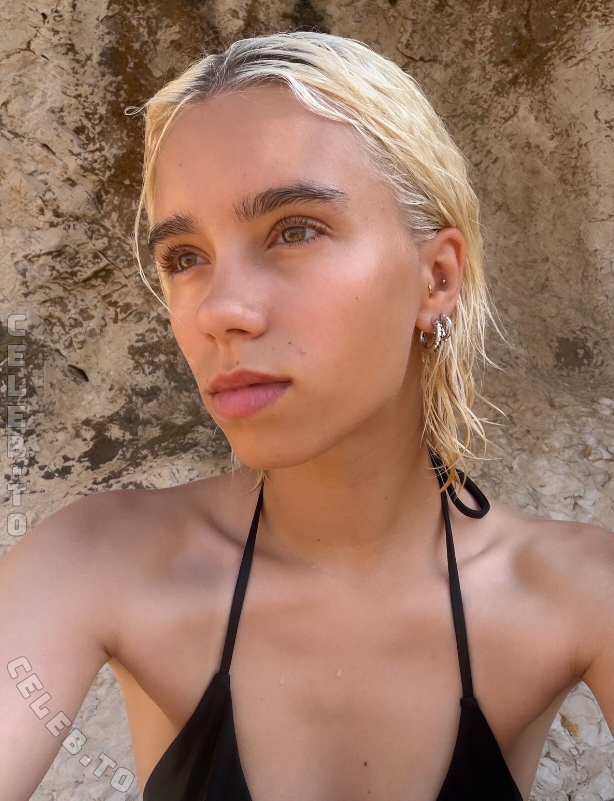 Lisa und Lena nude photo 3