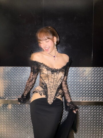 Lisa nude photo 48