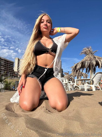 Lisa – She also has an Insta account