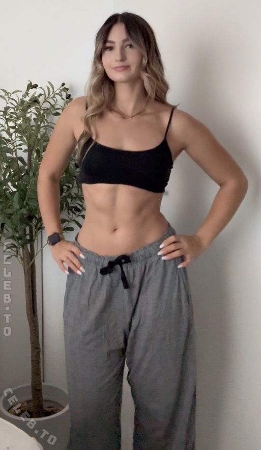 Lisaamarie.e nude photo 12