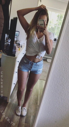 Lisa_srmst nude photo 7