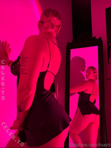 Lisastt nude photo 46